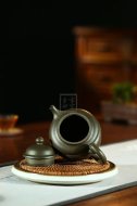 《三足龍泉》宜興紫砂壺工藝美術師純手工民國綠泡茶壺創新壺茶具