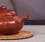 《菱意》宜興紫砂壺高級工藝美術師手工貴妃紅朱泥大彬六方